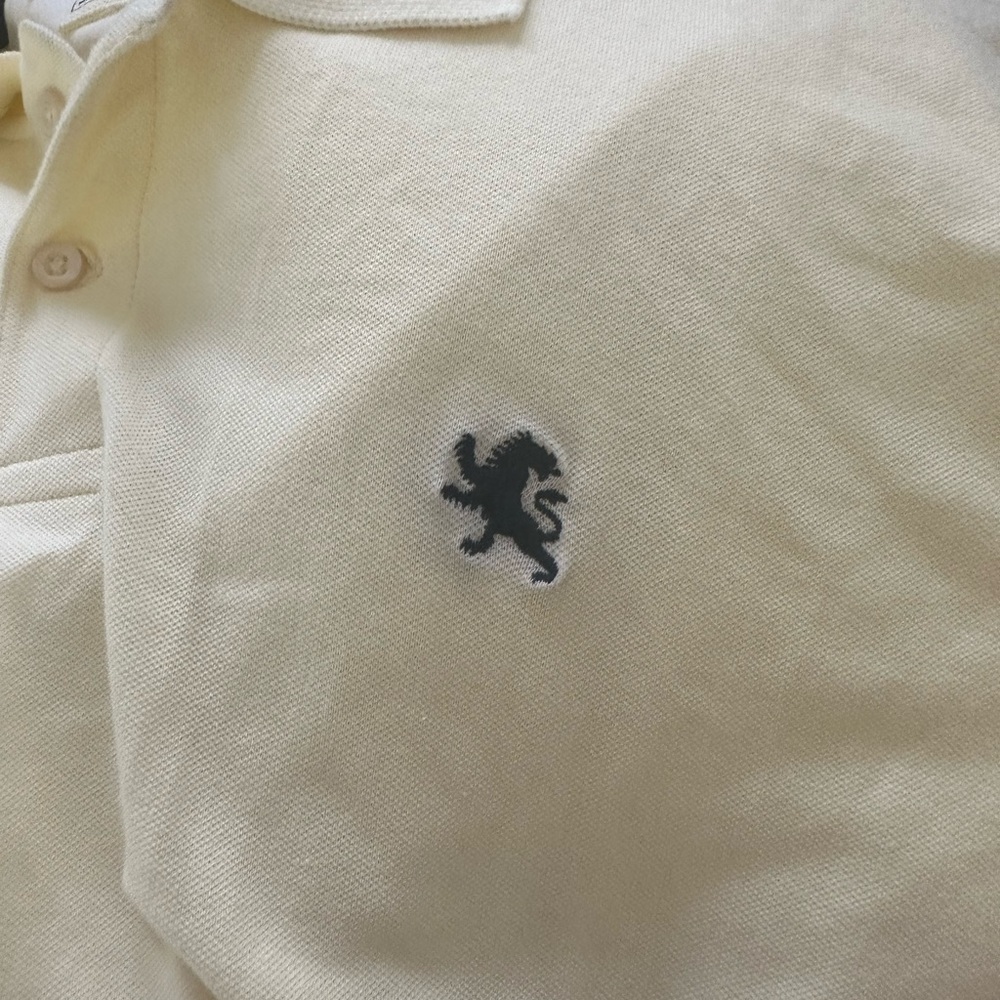 Men’s pre own as is size XL yellow Express polo shirt - Picture 2 of 4